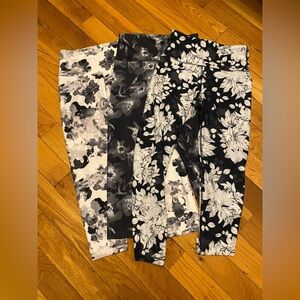 3 Black Floral Balance Collection Size Medium Leggings